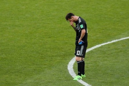 DÇ-2018: Messi penaltini vura bilmədi