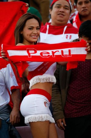 DÇ-2018: Perunun dəlisov azarkeşi