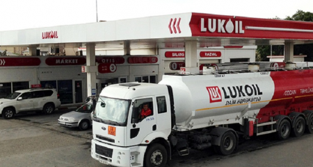 LukOil-da benzin fırıldağı: