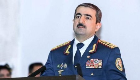 Azərbaycanda generalın oğlu əsgər getdi